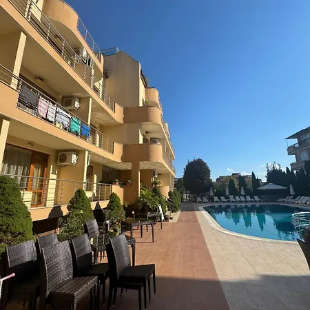 Apartment Marin Pearl